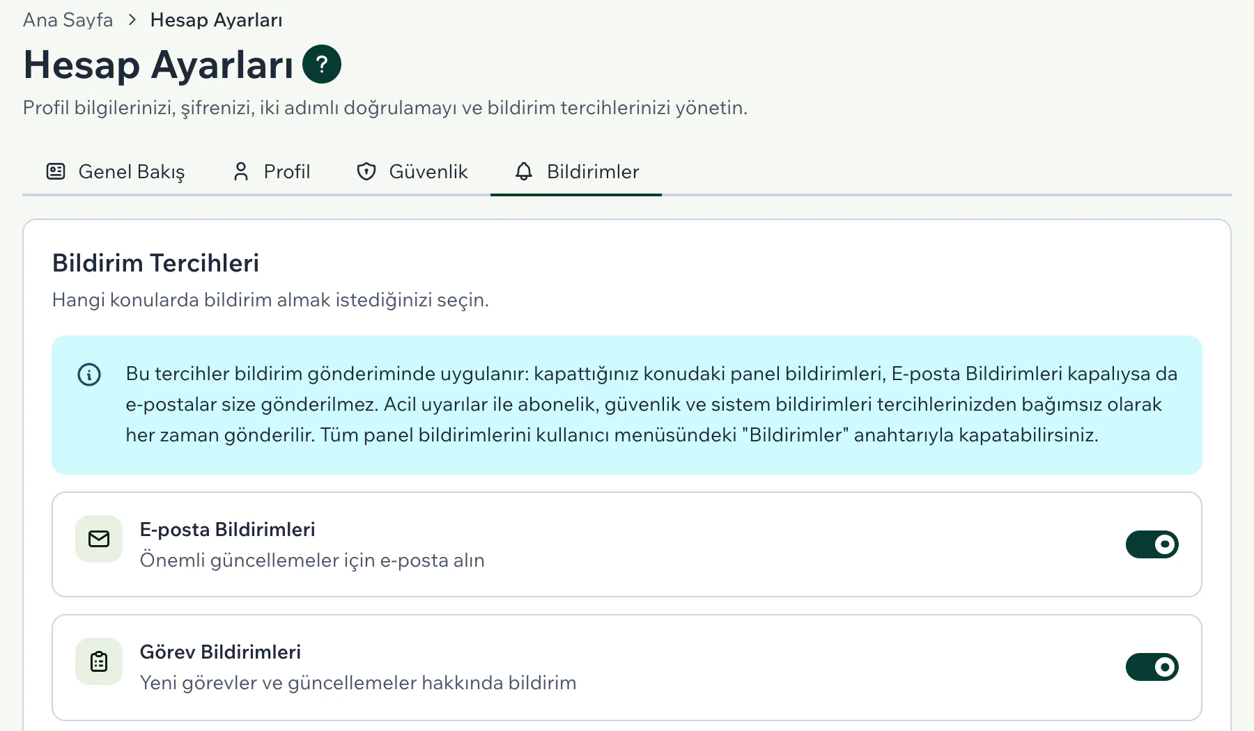 Hesap Ayarları sayfasının Bildirimler sekmesinde Bildirim Tercihleri bölümü: açıklama notu, E-posta Bildirimleri ve Görev Bildirimleri anahtarları