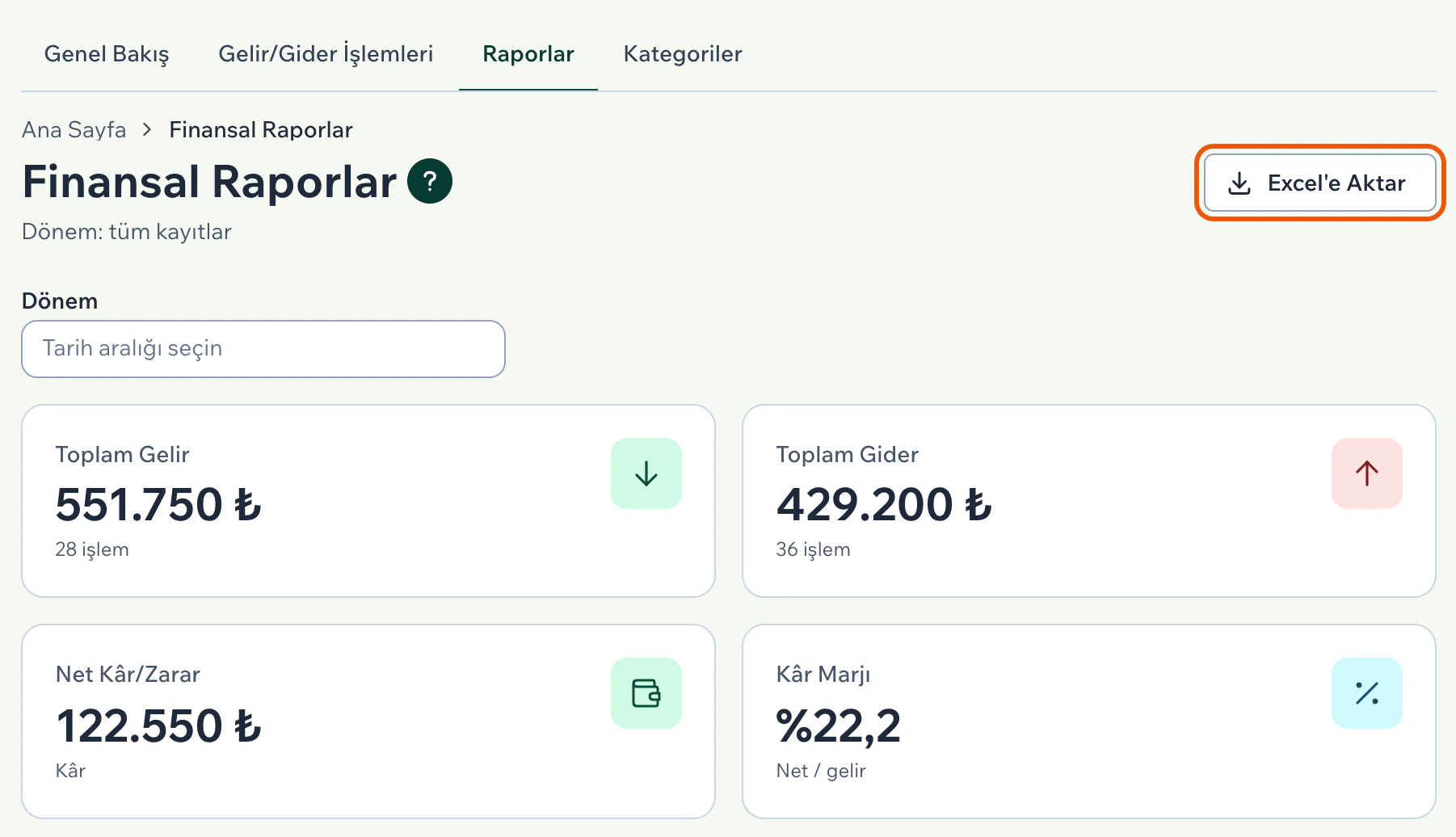 Finansal Raporlar sayfasında Dönem alanı ve özet kartları; sağ üstteki Excel'e Aktar düğmesi vurgulu
